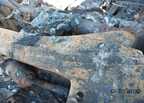 2005 Ford F-150 Stx/Xl/Xlt from USA, damaged, VIN 1FTRF12285NA03913